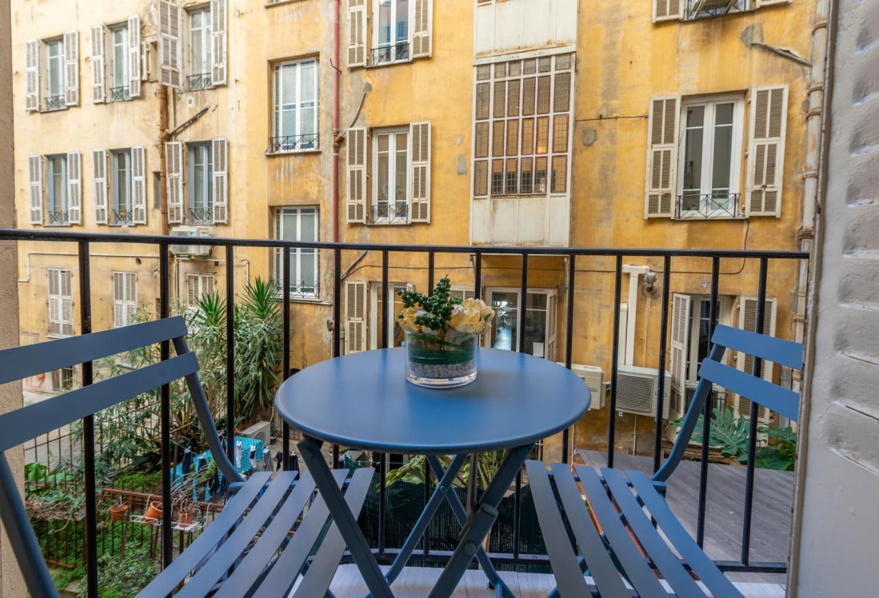 Nice Centre Flat - Modern, Quiet And Brand New Exterior photo